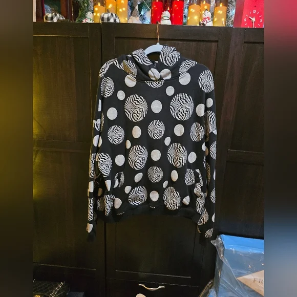 20 Coolest New Menswear Picks This Week Flan Ceramic DOT Hoodie Retails $295! - Picture 9 of 14